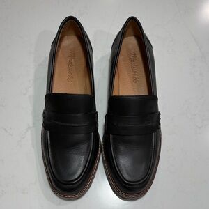 Madewell Women’s Black Leather Loafers NEVER WORN